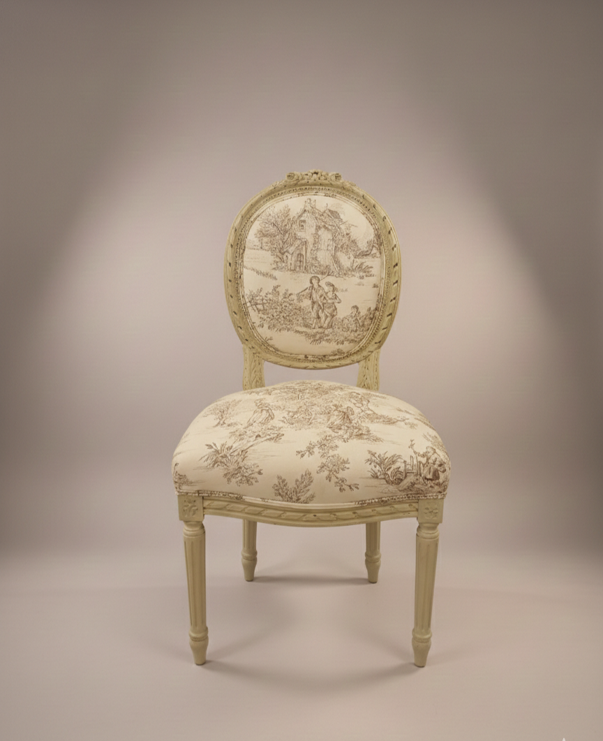 루이16세 스타일 체어